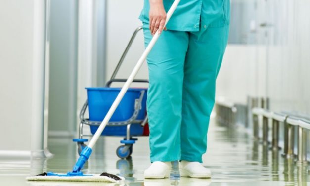 Τέλος οι εργολάβοι στα νοσοκομεία, με ατομικές συμβάσεις οι εργαζόμενοι σε φύλαξη και καθαριότητα και σίτιση