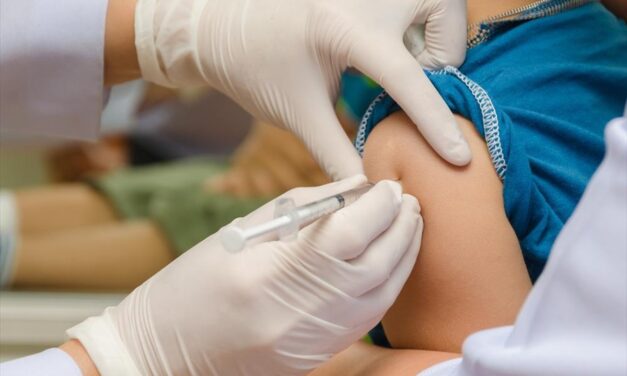 Πτώση της εμβολιαστικής κάλυψης των παιδιών-Οδηγίες από την Πανελλήνια Ομοσπονδία Ελευθεροεπαγγελματιών Παιδιάτρων