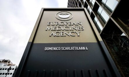 O EMA αρχίζει την αξιολόγηση σε πραγματικό χρόνο του κοκτέιλ αντισωμάτων της AstraZeneca