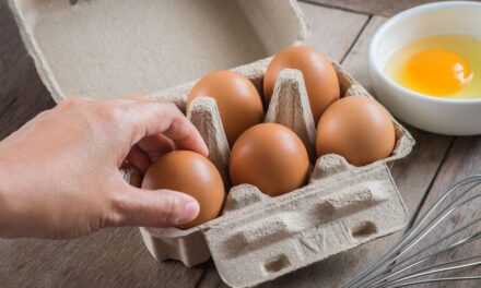 Πόση πρωτεΐνη έχει ένα αυγό – Τι συμβαίνει όταν μαγειρεύεται