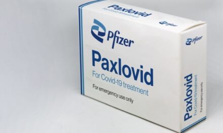Pfizer: To χάπι Paxlovid δεν αποτρέπει τη μόλυνση από τον κορoνοϊό